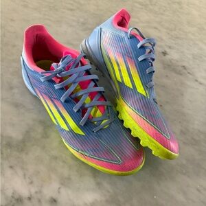 Adidas 150 turf soccer shoes